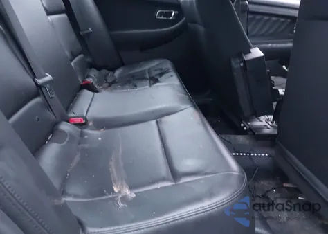 2015 Ford Police Interceptor z USA, uszkodzony, nr VIN 1FAHP2MK0FG151884